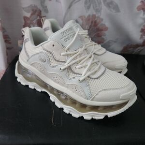 Skechers Uno Chaos LifeStyle Casual Cream Shoes Sneakers 177935 - Women's Size 9